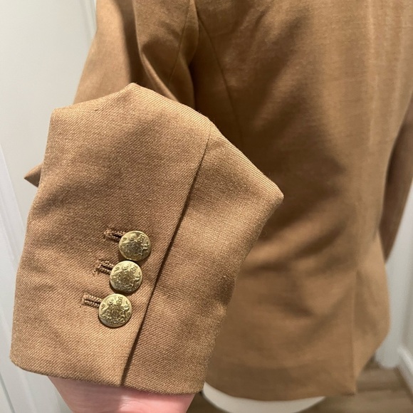 J.Crew Camel Blazer — Size 2 — Gold Buttons | Perfect Exterior ✨ - Picture 5 of 17